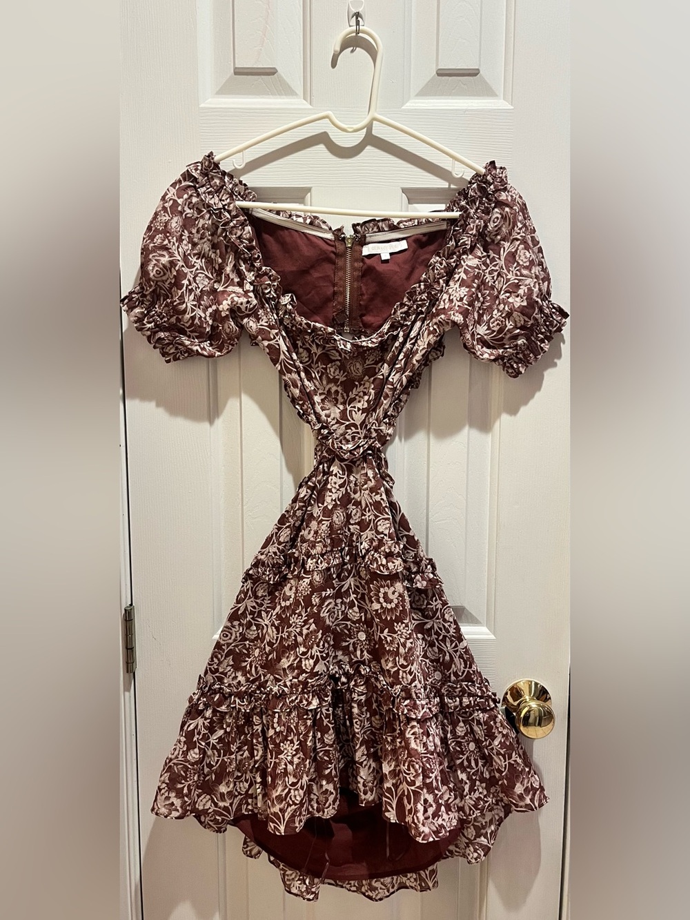 Olivaceous Short Sleeve Backless Scoop Neck Midi Dress - Size Small